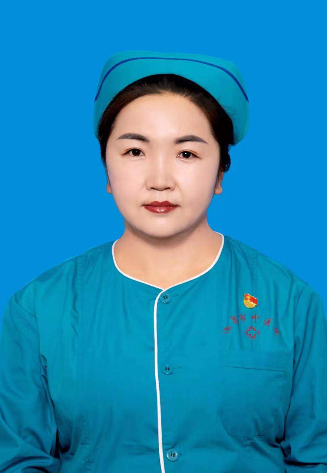 张丽荣